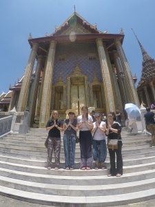 Amanda and her friends visited cultural sites in Thailand on their days off from work