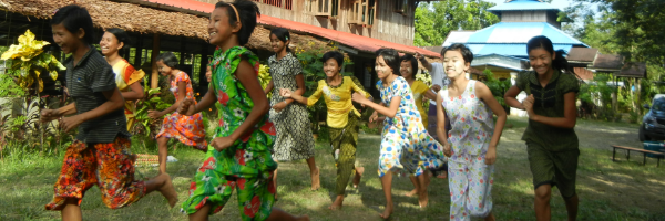 Myanmar_camp